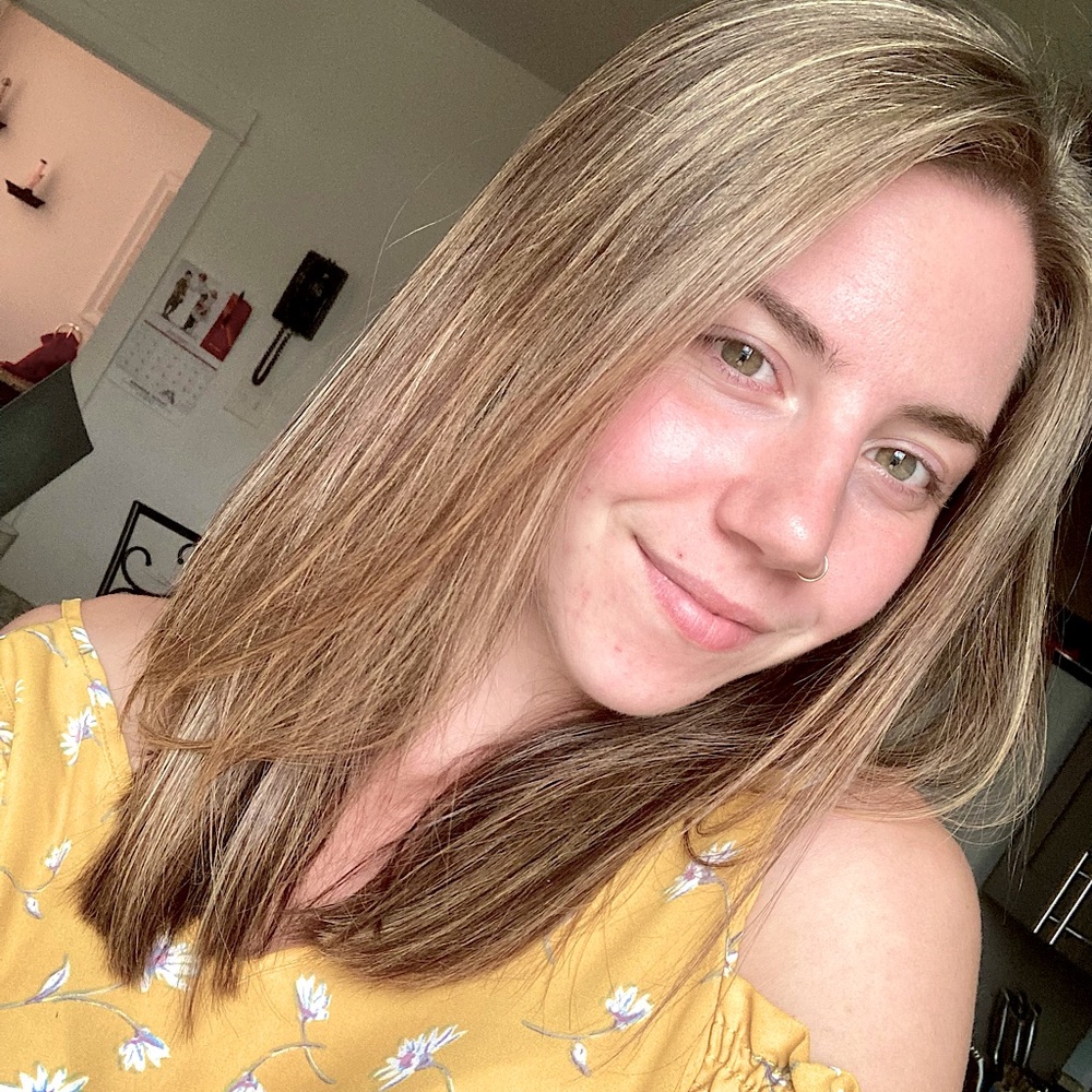 Meet your Posher, Emily